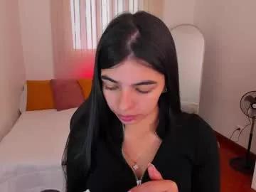 bella_blue18 from Chaturbate