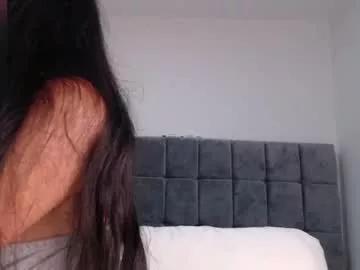 bella_musee from Chaturbate