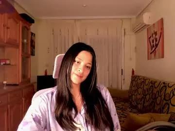 Girls: discover live performances with matured cam models, from teasing to fixations, in a variety of stunning live sex cams.