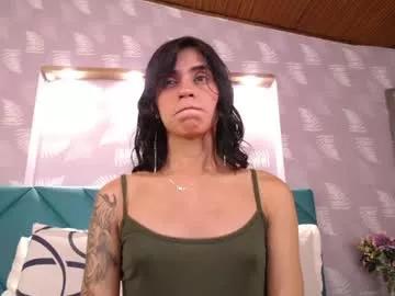 bella_poisonous from Chaturbate