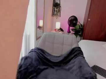 bella_swant1 from Chaturbate