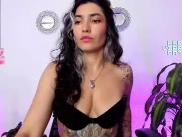 bella_thorne3 from Chaturbate