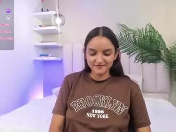Girls: discover live performances with matured cam models, from teasing to fixations, in a variety of stunning live sex cams.