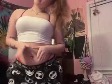 Girls: discover live performances with matured cam models, from teasing to fixations, in a variety of stunning live sex cams.