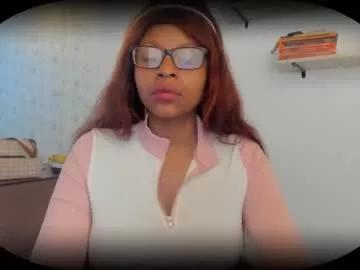bellablakes18 from Chaturbate