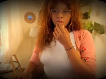 bellablakes18 from Chaturbate