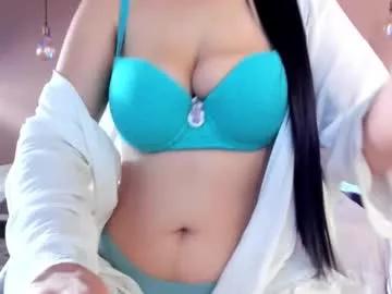 Girls: discover live performances with matured cam models, from teasing to fixations, in a variety of stunning live sex cams.