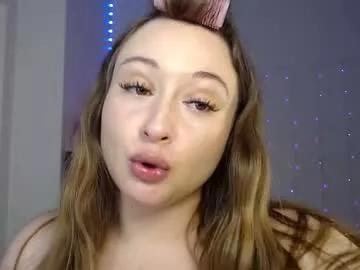 bellamonroee from Chaturbate