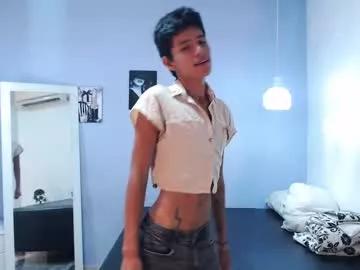 Girls: discover live performances with matured cam models, from teasing to fixations, in a variety of stunning live sex cams.
