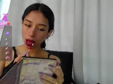 Girls: discover live performances with matured cam models, from teasing to fixations, in a variety of stunning live sex cams.