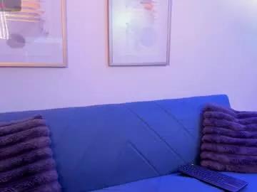 Girls: discover live performances with matured cam models, from teasing to fixations, in a variety of stunning live sex cams.