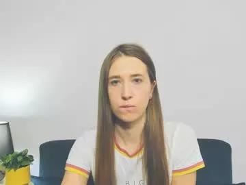 Girls: discover live performances with matured cam models, from teasing to fixations, in a variety of stunning live sex cams.