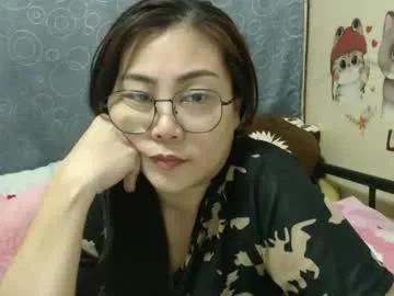 Girls: discover live performances with matured cam models, from teasing to fixations, in a variety of stunning live sex cams.