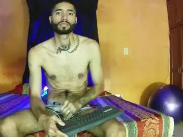 Girls: discover live performances with matured cam models, from teasing to fixations, in a variety of stunning live sex cams.
