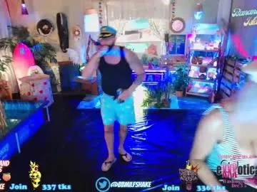 bigbananamilfshake from Chaturbate