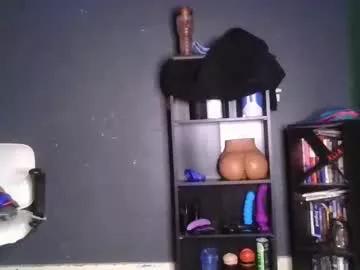 Girls: discover live performances with matured cam models, from teasing to fixations, in a variety of stunning live sex cams.