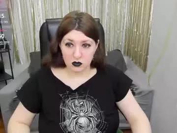 Girls: discover live performances with matured cam models, from teasing to fixations, in a variety of stunning live sex cams.
