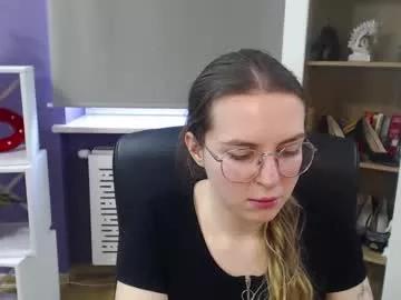 Girls: discover live performances with matured cam models, from teasing to fixations, in a variety of stunning live sex cams.