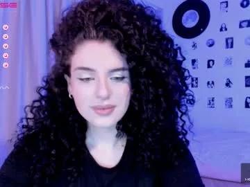 Girls: discover live performances with matured cam models, from teasing to fixations, in a variety of stunning live sex cams.