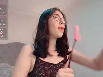 Girls: discover live performances with matured cam models, from teasing to fixations, in a variety of stunning live sex cams.