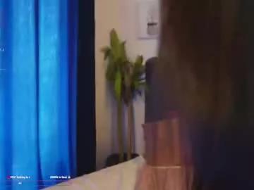 Girls: discover live performances with matured cam models, from teasing to fixations, in a variety of stunning live sex cams.
