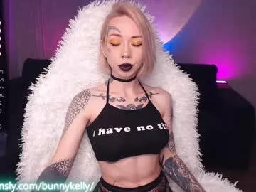 bunnykelly from Chaturbate