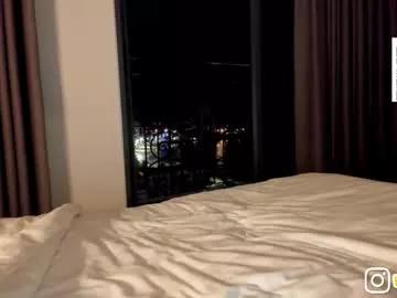 bzzzme from Chaturbate