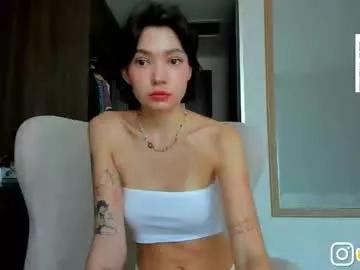 bzzzme from Chaturbate