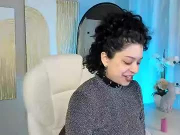 Girls: discover live performances with matured cam models, from teasing to fixations, in a variety of stunning live sex cams.