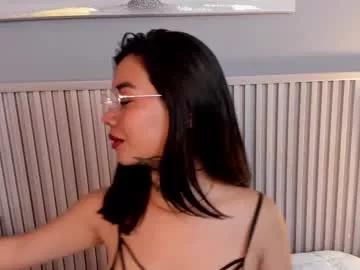 Girls: discover live performances with matured cam models, from teasing to fixations, in a variety of stunning live sex cams.