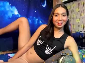 Girls: discover live performances with matured cam models, from teasing to fixations, in a variety of stunning live sex cams.