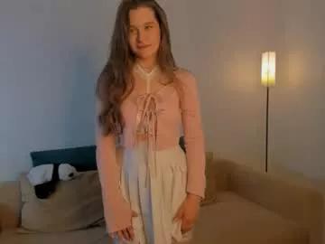Girls: discover live performances with matured cam models, from teasing to fixations, in a variety of stunning live sex cams.
