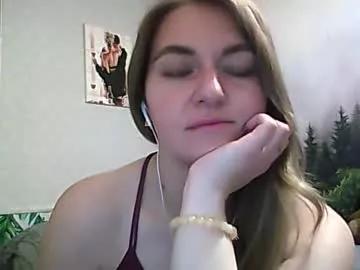 Girls: discover live performances with matured cam models, from teasing to fixations, in a variety of stunning live sex cams.