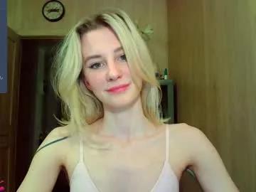 caramel_pie_ from Chaturbate