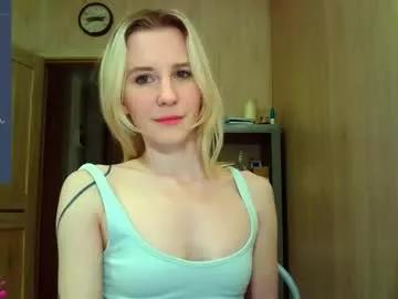 caramel_pie_ from Chaturbate