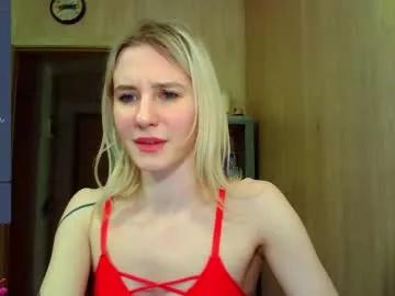caramel_pie_ from Chaturbate