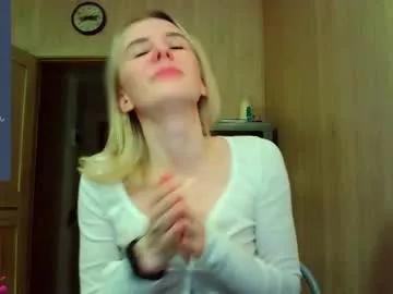 caramel_pie_ from Chaturbate