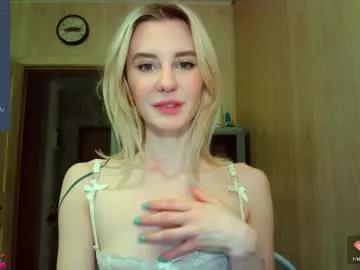 caramel_pie_ from Chaturbate