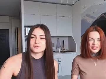 Girls: discover live performances with matured cam models, from teasing to fixations, in a variety of stunning live sex cams.