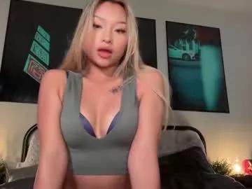 Girls: discover live performances with matured cam models, from teasing to fixations, in a variety of stunning live sex cams.