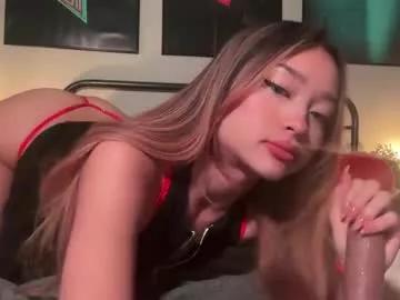 Girls: discover live performances with matured cam models, from teasing to fixations, in a variety of stunning live sex cams.