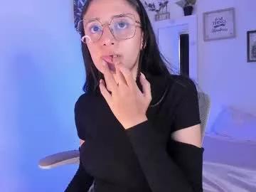 Girls: discover live performances with matured cam models, from teasing to fixations, in a variety of stunning live sex cams.