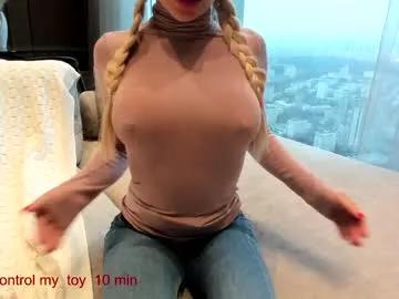 Girls: discover live performances with matured cam models, from teasing to fixations, in a variety of stunning live sex cams.