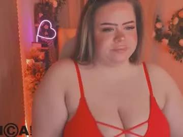 Girls: discover live performances with matured cam models, from teasing to fixations, in a variety of stunning live sex cams.