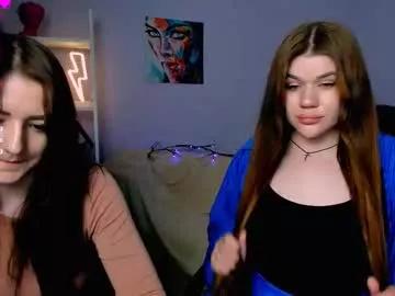 Girls: discover live performances with matured cam models, from teasing to fixations, in a variety of stunning live sex cams.