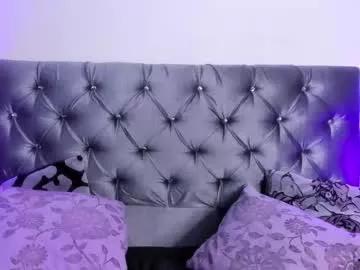 Girls: discover live performances with matured cam models, from teasing to fixations, in a variety of stunning live sex cams.