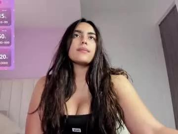 Girls: discover live performances with matured cam models, from teasing to fixations, in a variety of stunning live sex cams.