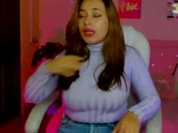 Girls: discover live performances with matured cam models, from teasing to fixations, in a variety of stunning live sex cams.