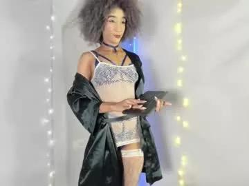 Girls: discover live performances with matured cam models, from teasing to fixations, in a variety of stunning live sex cams.