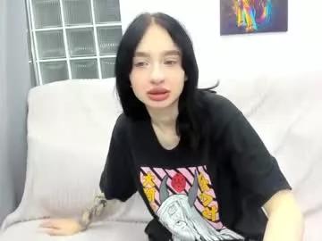 Girls: discover live performances with matured cam models, from teasing to fixations, in a variety of stunning live sex cams.